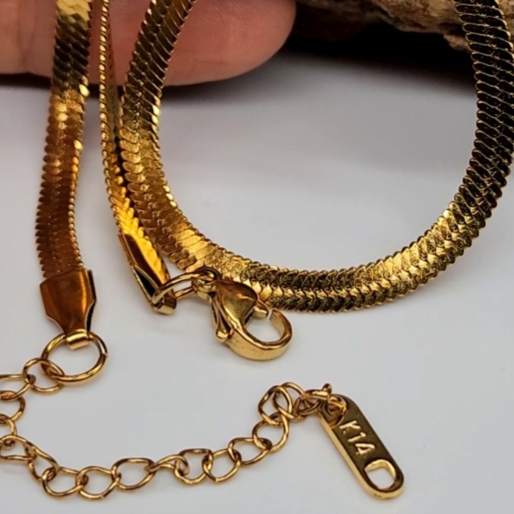 Designer Dea Dia Herringbone Necklace 14kt Gold plated Flat Chain - Picture 12 of 15